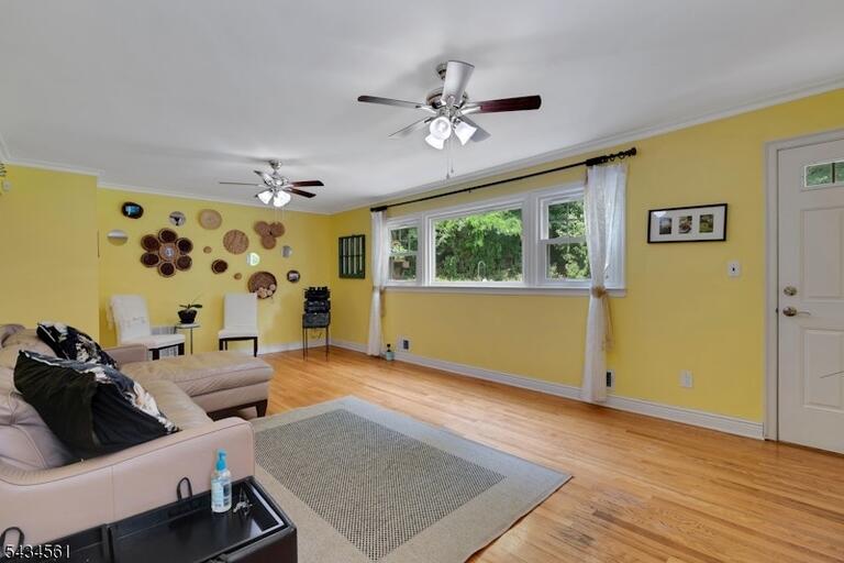Property listing MLS 4043673 photo 8