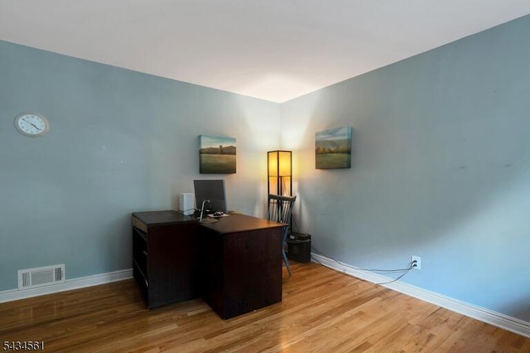 Property listing MLS 4043673 photo 9