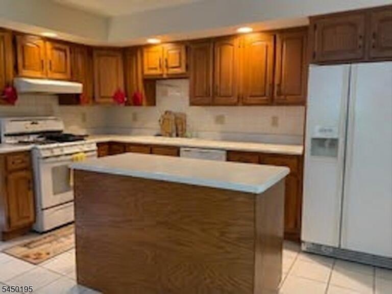 Property listing MLS 4043692 photo 21
