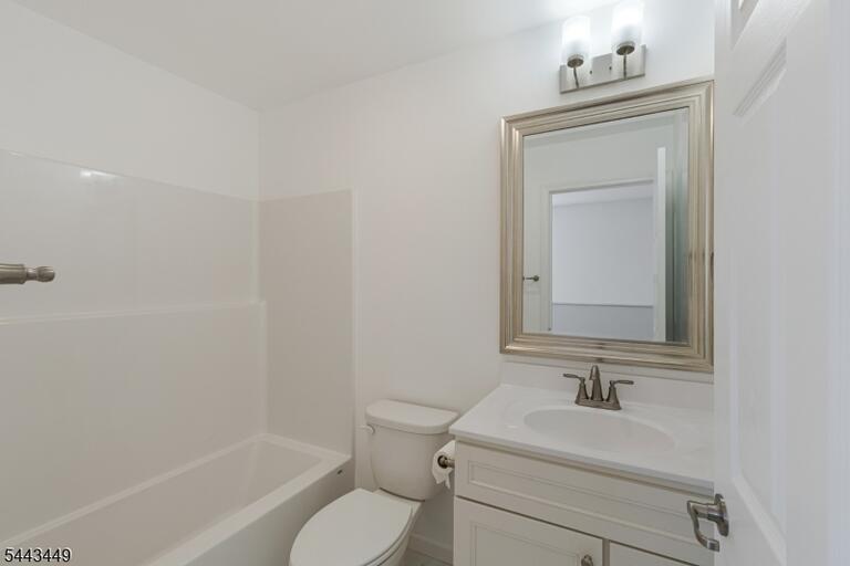 Property listing MLS 4043737 photo 19