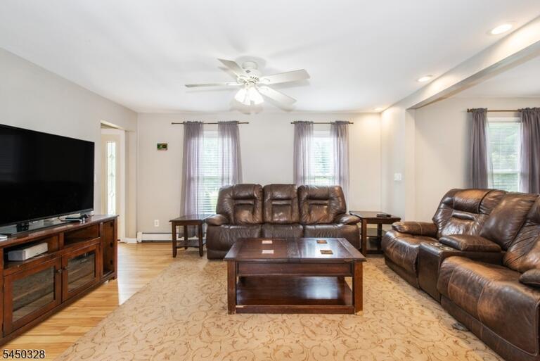 Property listing MLS 4043816 photo 12