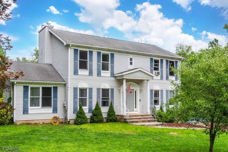 Property listing MLS 4043816 photo 2