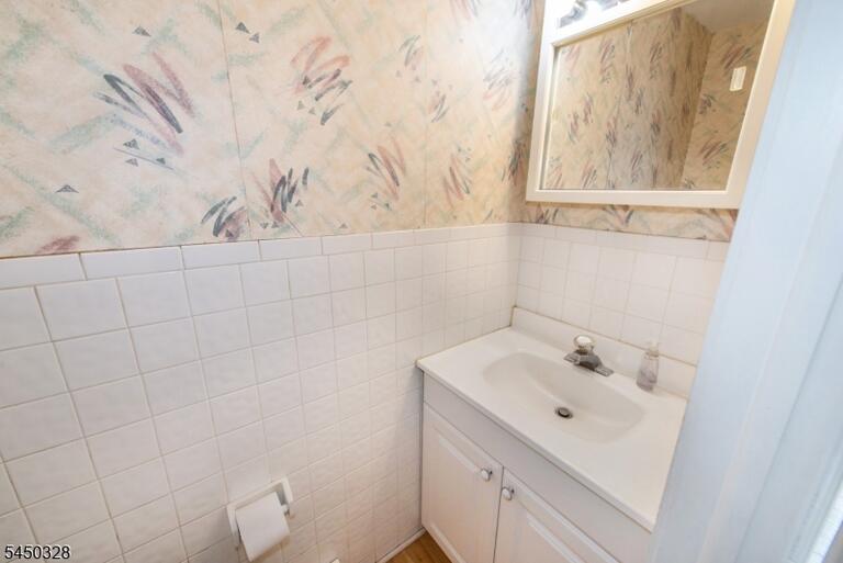 Property listing MLS 4043816 photo 21