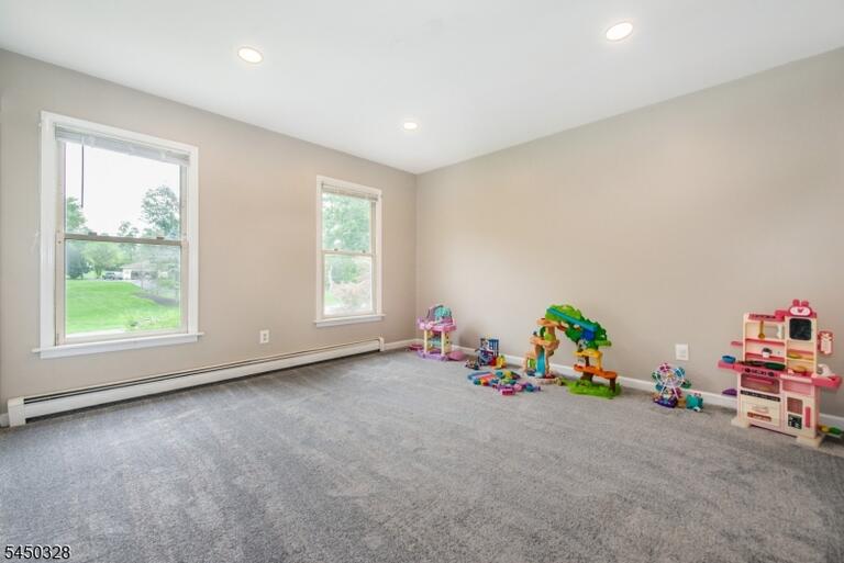 Property listing MLS 4043816 photo 24