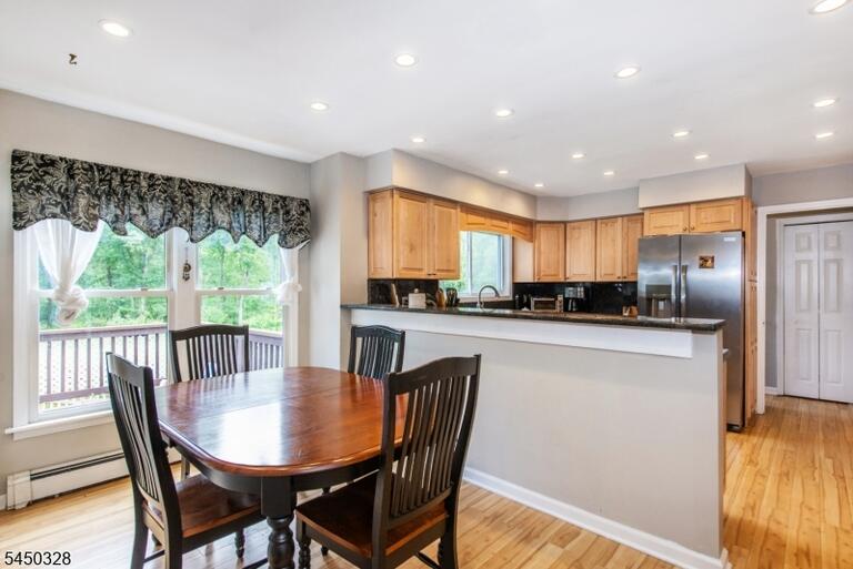 Property listing MLS 4043816 photo 3