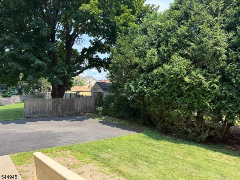Property listing MLS 4043819 photo 25