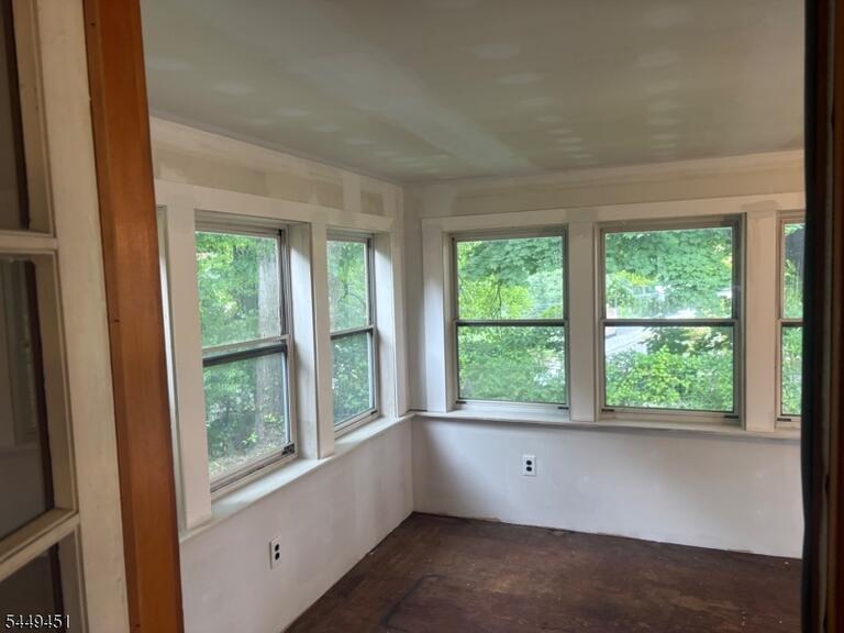 Property listing MLS 4043819 photo 34
