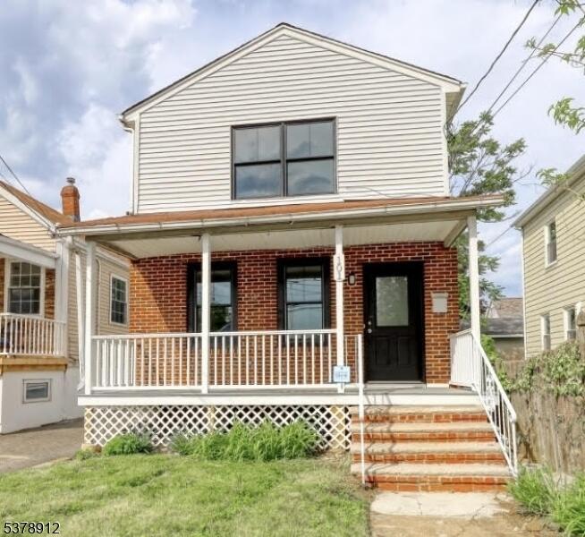 Property listing MLS 4043830 photo 1
