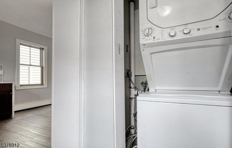 Property listing MLS 4043830 photo 15