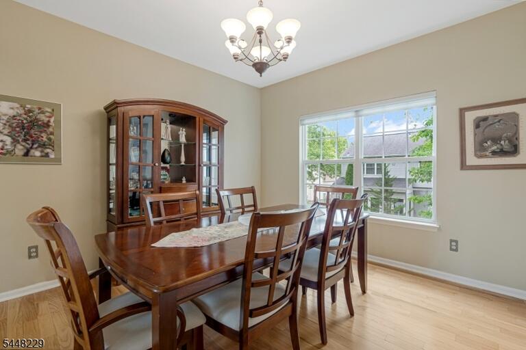 Property listing MLS 4043836 photo 15