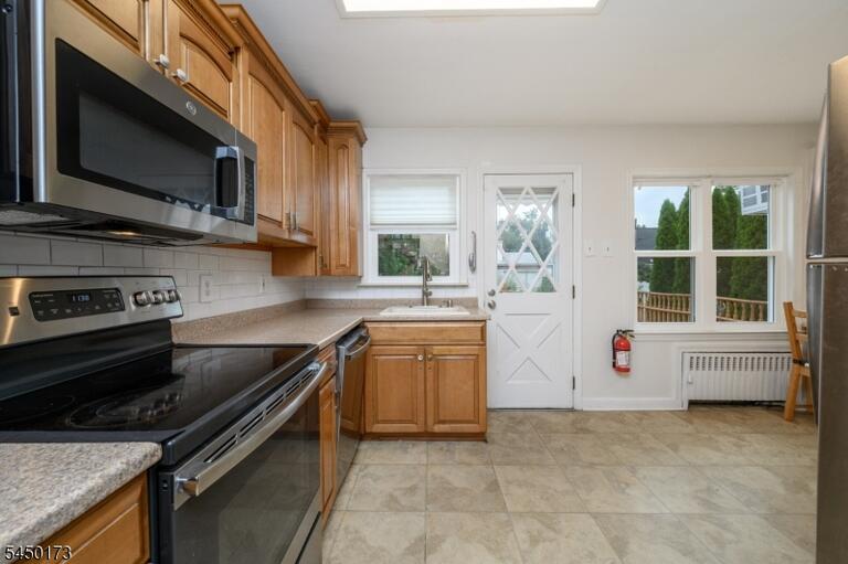 Property listing MLS 4043858 photo 11