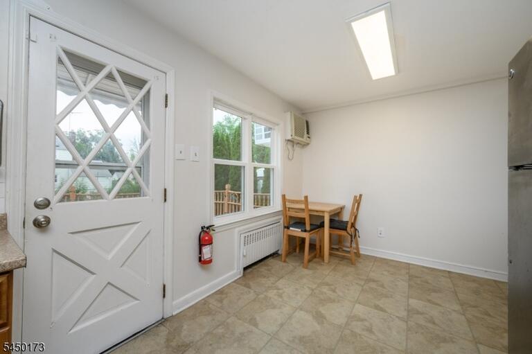 Property listing MLS 4043858 photo 12