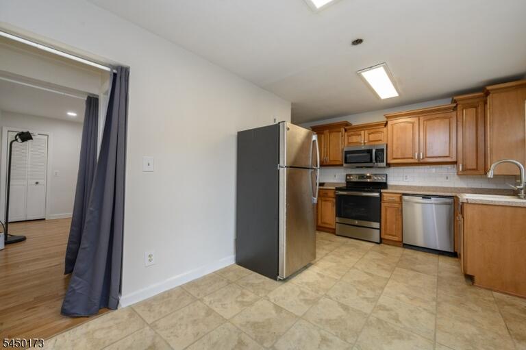 Property listing MLS 4043858 photo 13