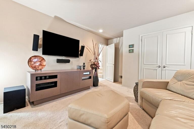 Property listing MLS 4043957 photo 27