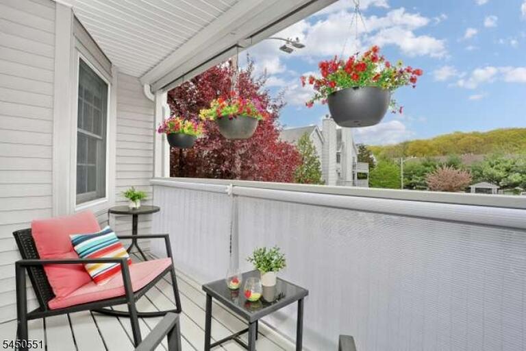 Property listing MLS 4044010 photo 10