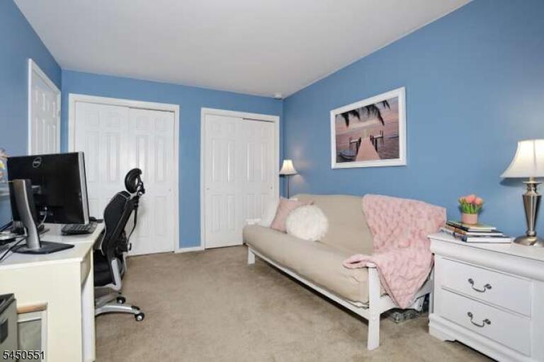 Property listing MLS 4044010 photo 17