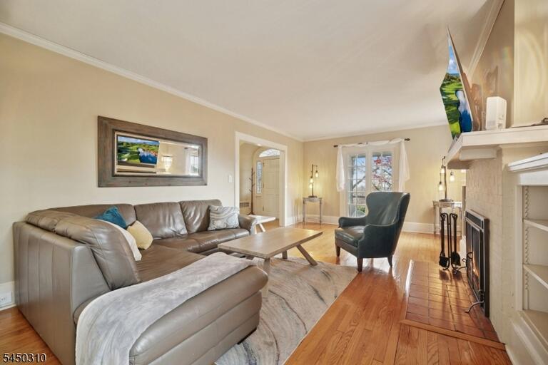 Property listing MLS 4044024 photo 10