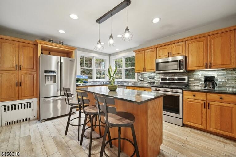 Property listing MLS 4044024 photo 15