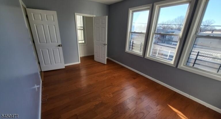Property listing MLS 4044088 photo 3