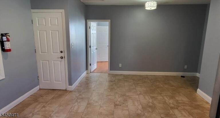 Property listing MLS 4044088 photo 7