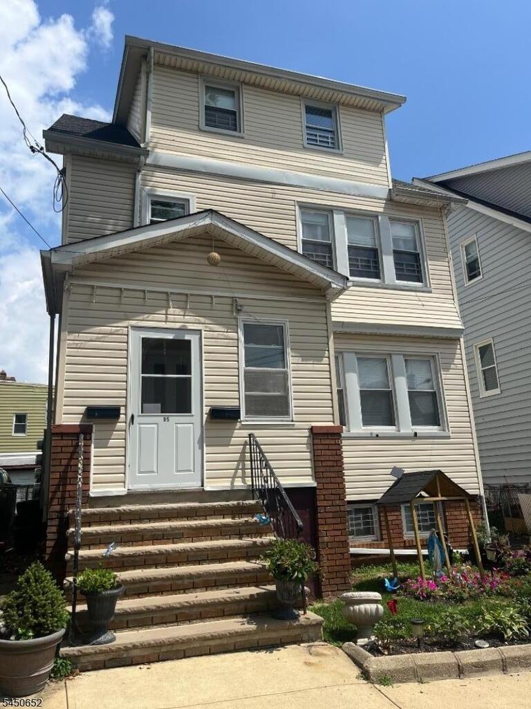 Property listing MLS 4044134 photo 3
