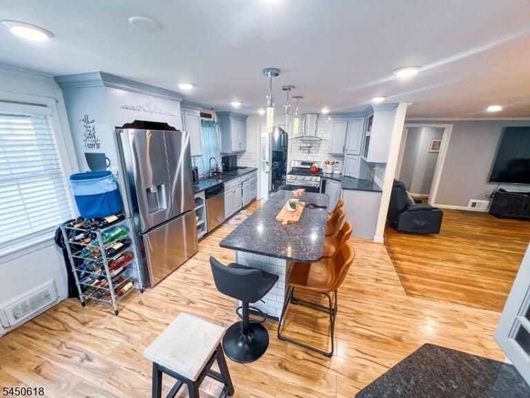 Property listing MLS 4044142 photo 9