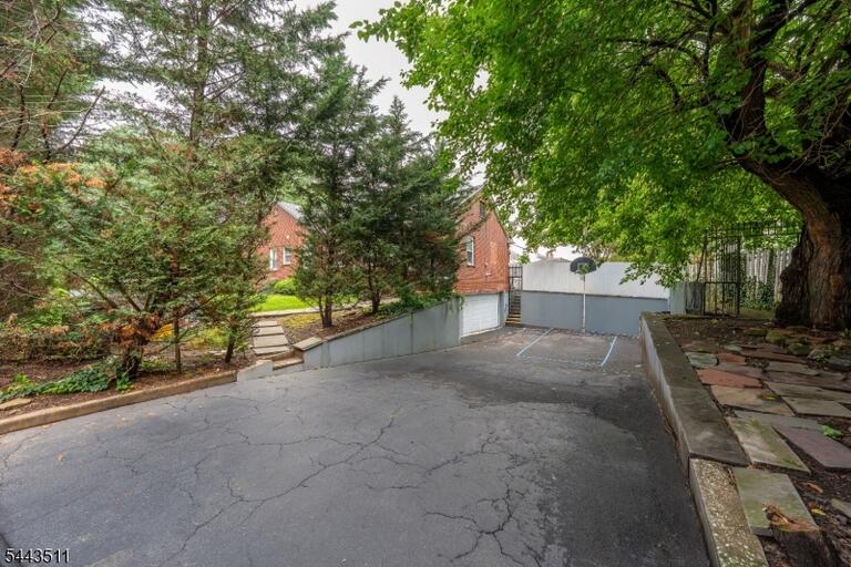 Property listing MLS 4044179 photo 17