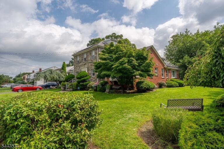 Property listing MLS 4044179 photo 3