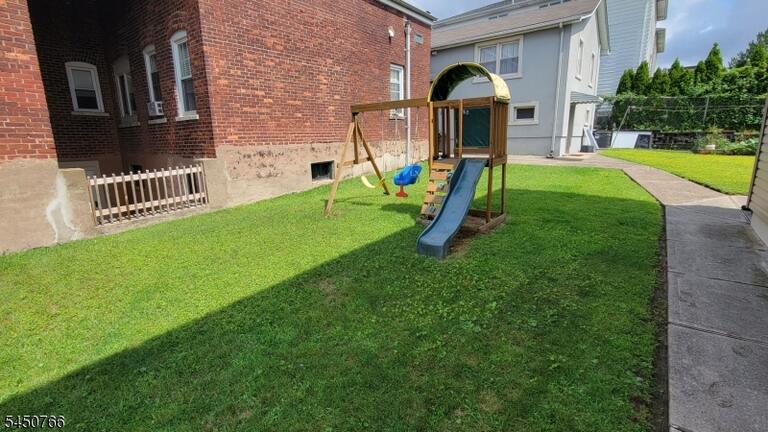 Property listing MLS 4044207 photo 17