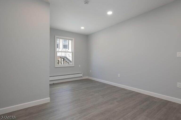 Property listing MLS 4044215 photo 10