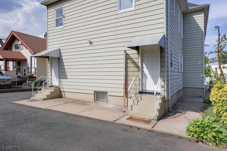 Property listing MLS 4044216 photo 14