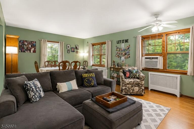 Property listing MLS 4044234 photo 11