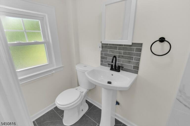 Property listing MLS 4044260 photo 24