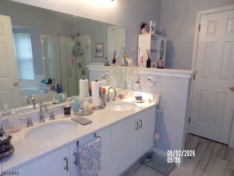 Property listing MLS 4044288 photo 11