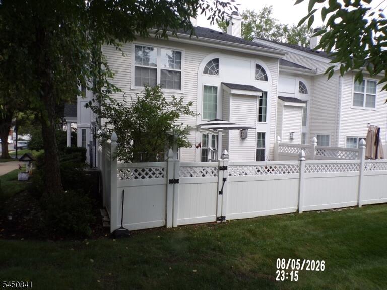 Property listing MLS 4044288 photo 21