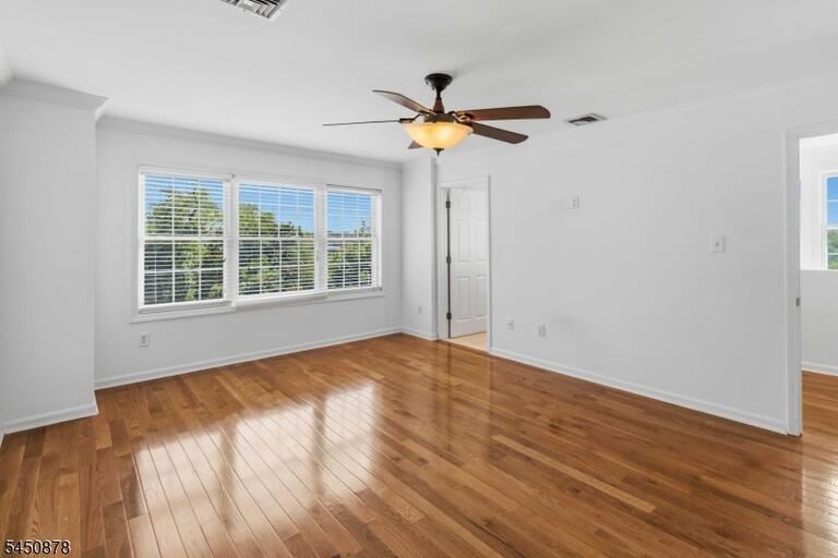 Property listing MLS 4044317 photo 12