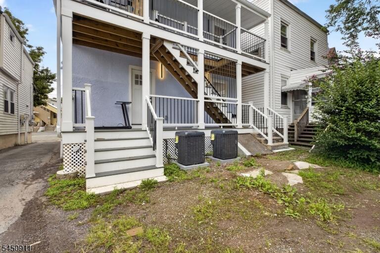 Property listing MLS 4044343 photo 33