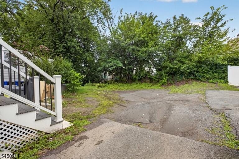 Property listing MLS 4044343 photo 37