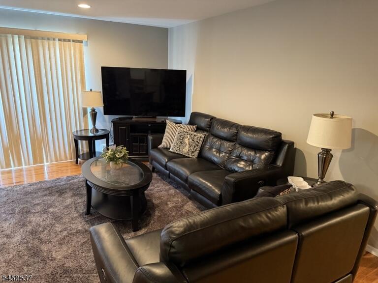 Property listing MLS 4044361 photo 9