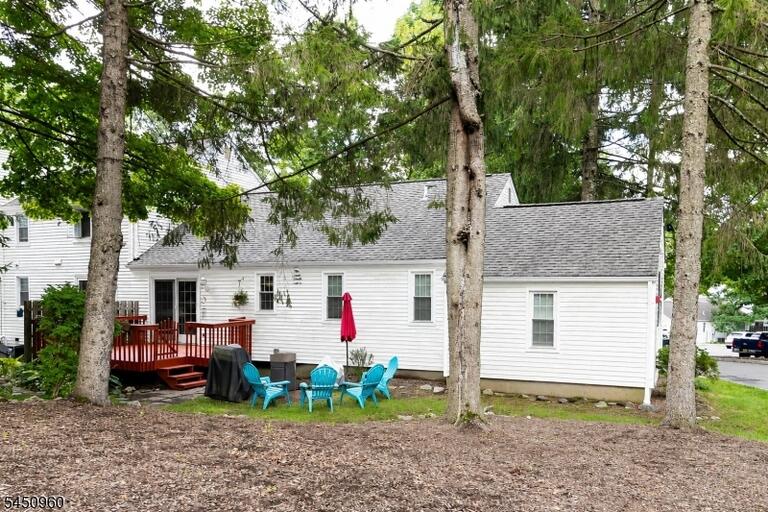 Property listing MLS 4044413 photo 3