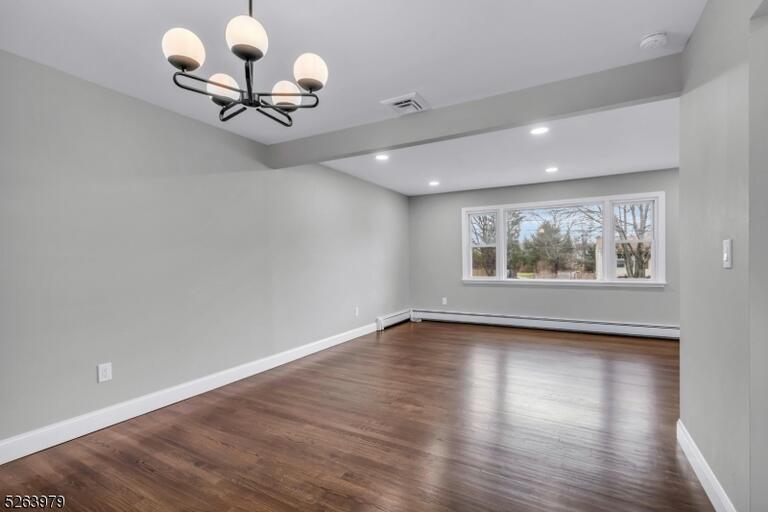 Property listing MLS 4044418 photo 5