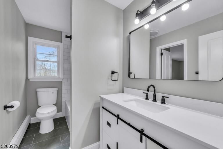 Property listing MLS 4044418 photo 9