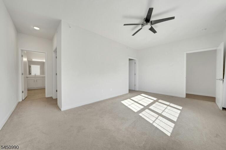Property listing MLS 4044420 photo 13
