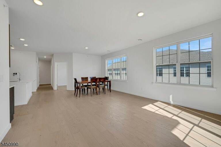 Property listing MLS 4044420 photo 7