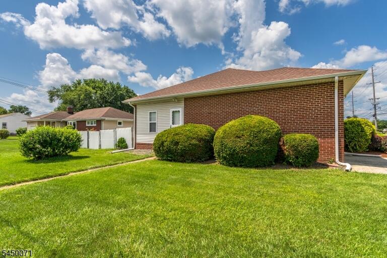 Property listing MLS 4044434 photo 35
