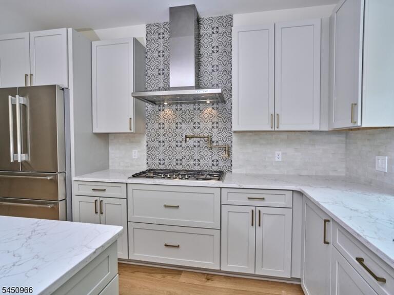 Property listing MLS 4044455 photo 5