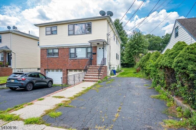 Property listing MLS 4044489 photo 3