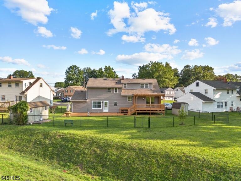 Property listing MLS 4044515 photo 2