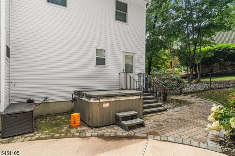 Property listing MLS 4044588 photo 26