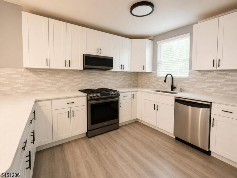 Property listing MLS 4044623 photo 5